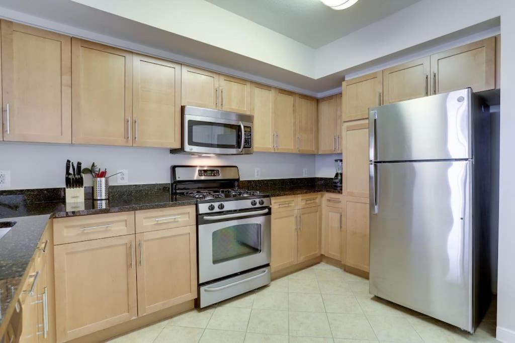 ארלינגטון Fantastic 2 Bedroom Condo At Pentagon City מראה חיצוני תמונה